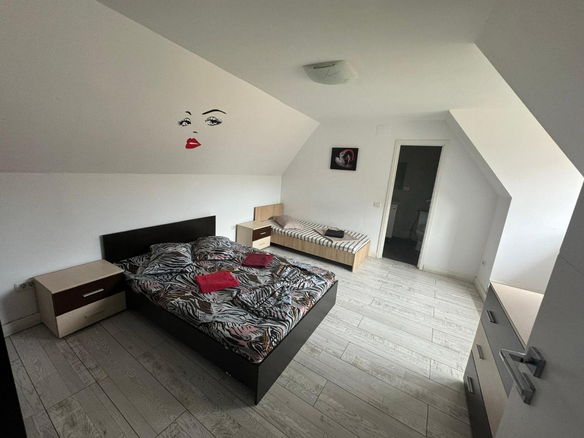 Apartamente De Inchiriat Lucky House Brașov Exterior foto